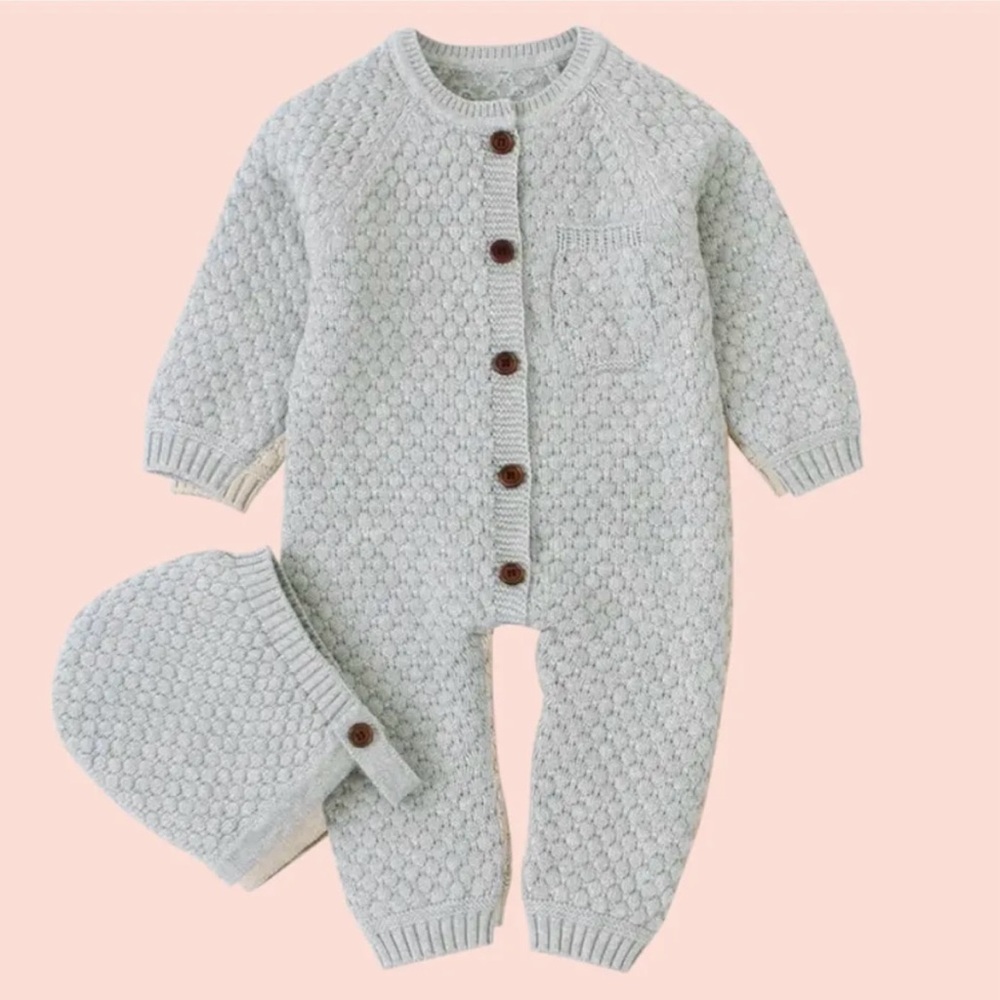 NWT Momorii Gray Cable Knit Romper